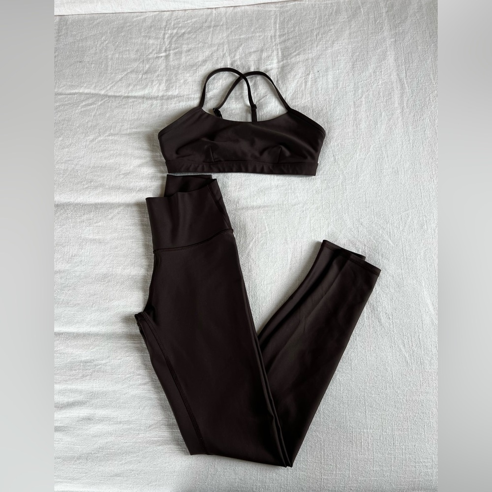 Alo Yoga Espresso Intrigue Bra and Airlift Leggings